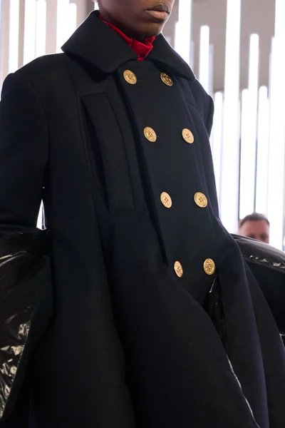Look 19